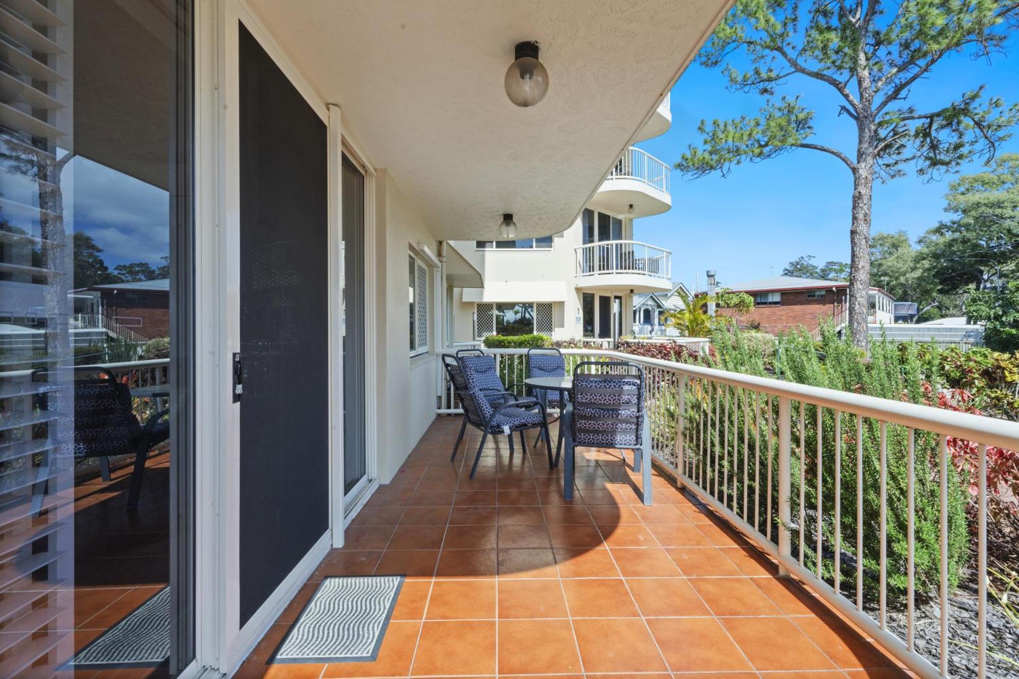 Charlton On The Esplanade Aparthotel Hervey Bay Buitenkant foto