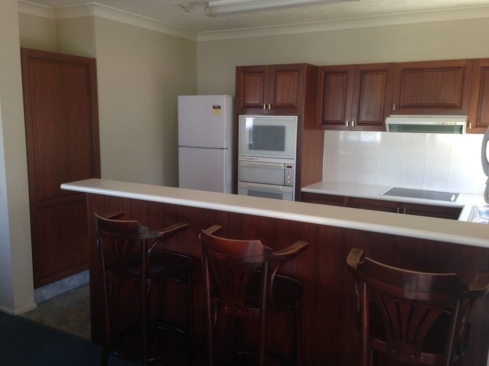 Charlton On The Esplanade Aparthotel Hervey Bay Buitenkant foto