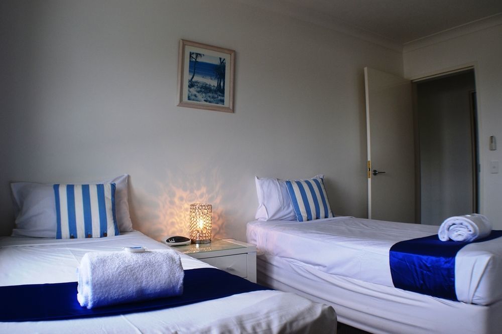 Charlton On The Esplanade Aparthotel Hervey Bay Buitenkant foto
