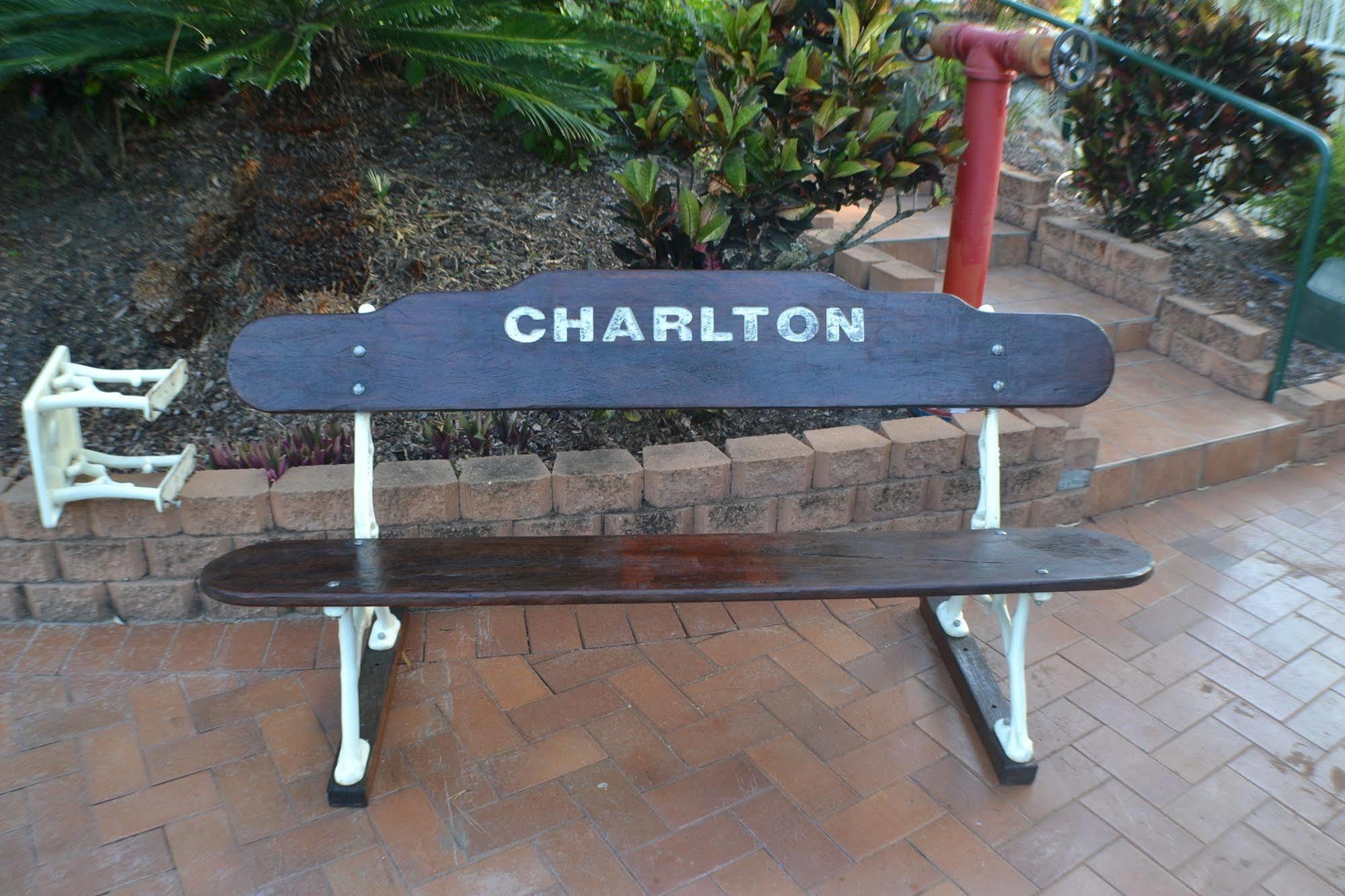 Charlton On The Esplanade Aparthotel Hervey Bay Buitenkant foto